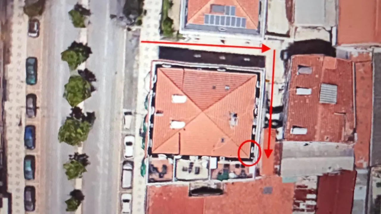 Apartment With Terrasse - 3 Bedroom, 3 Bathroom Triplex Lisbon Portugal