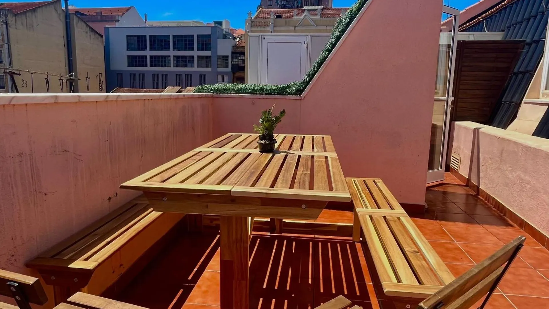 With Terrasse - 3 Bedroom, 3 Bathroom Triplex Lisboa 0*,  Portugal
